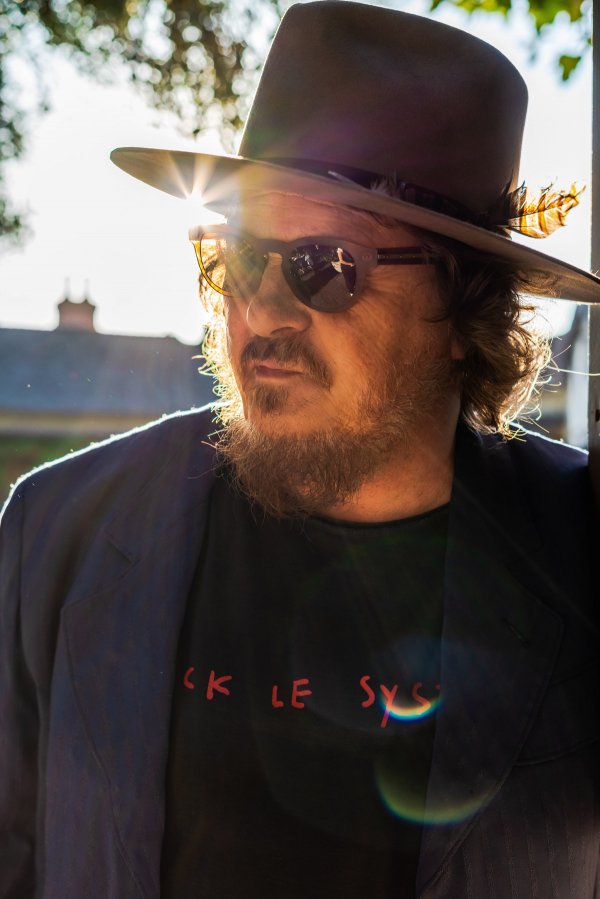 DISCOVER: Il Nuovo Album Di Zucchero